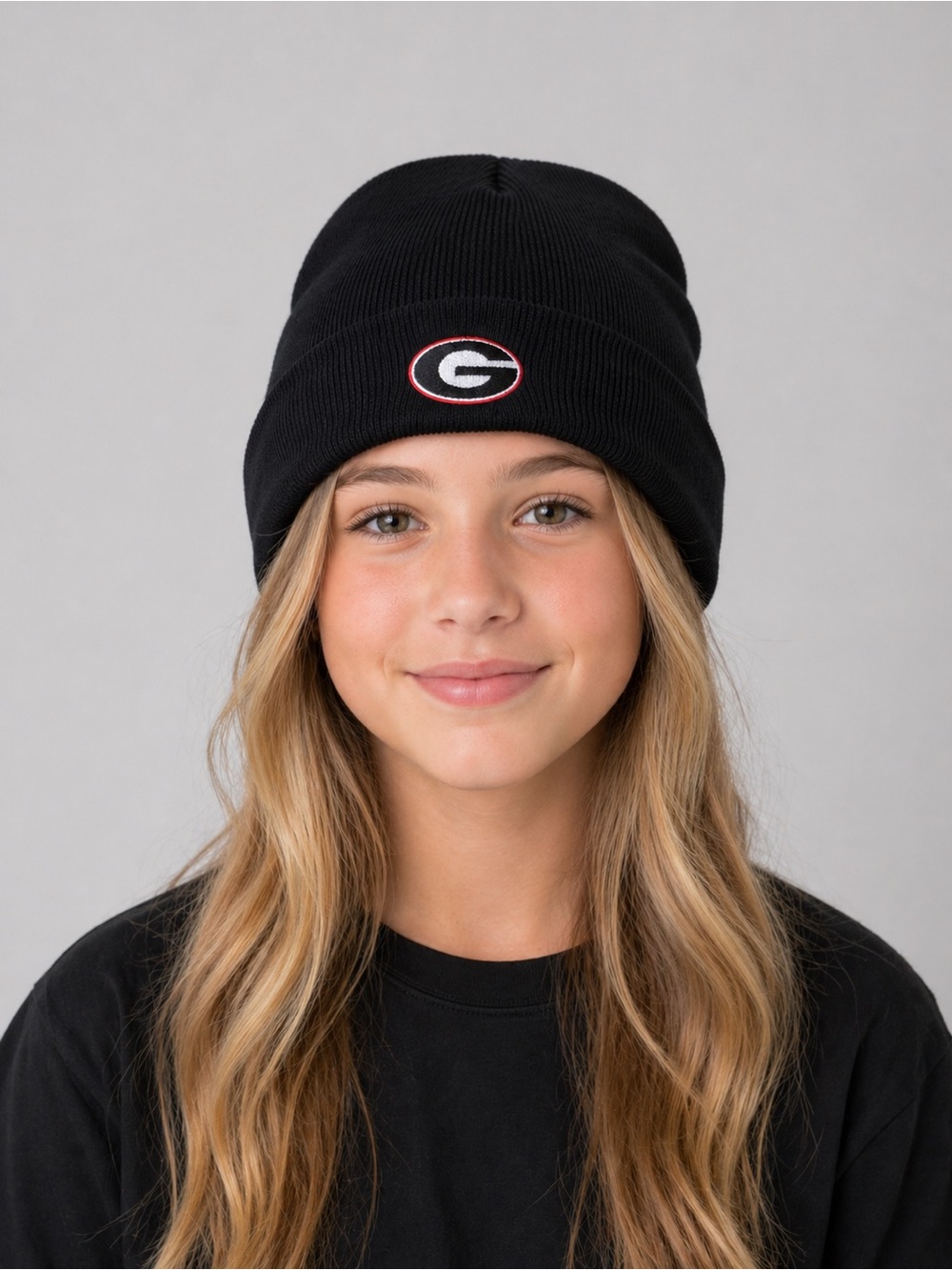 Black Unisex Youth Georgia Bulldogs Beanie Hat | SEC Football | Youth Sports - Picture 2 of 5